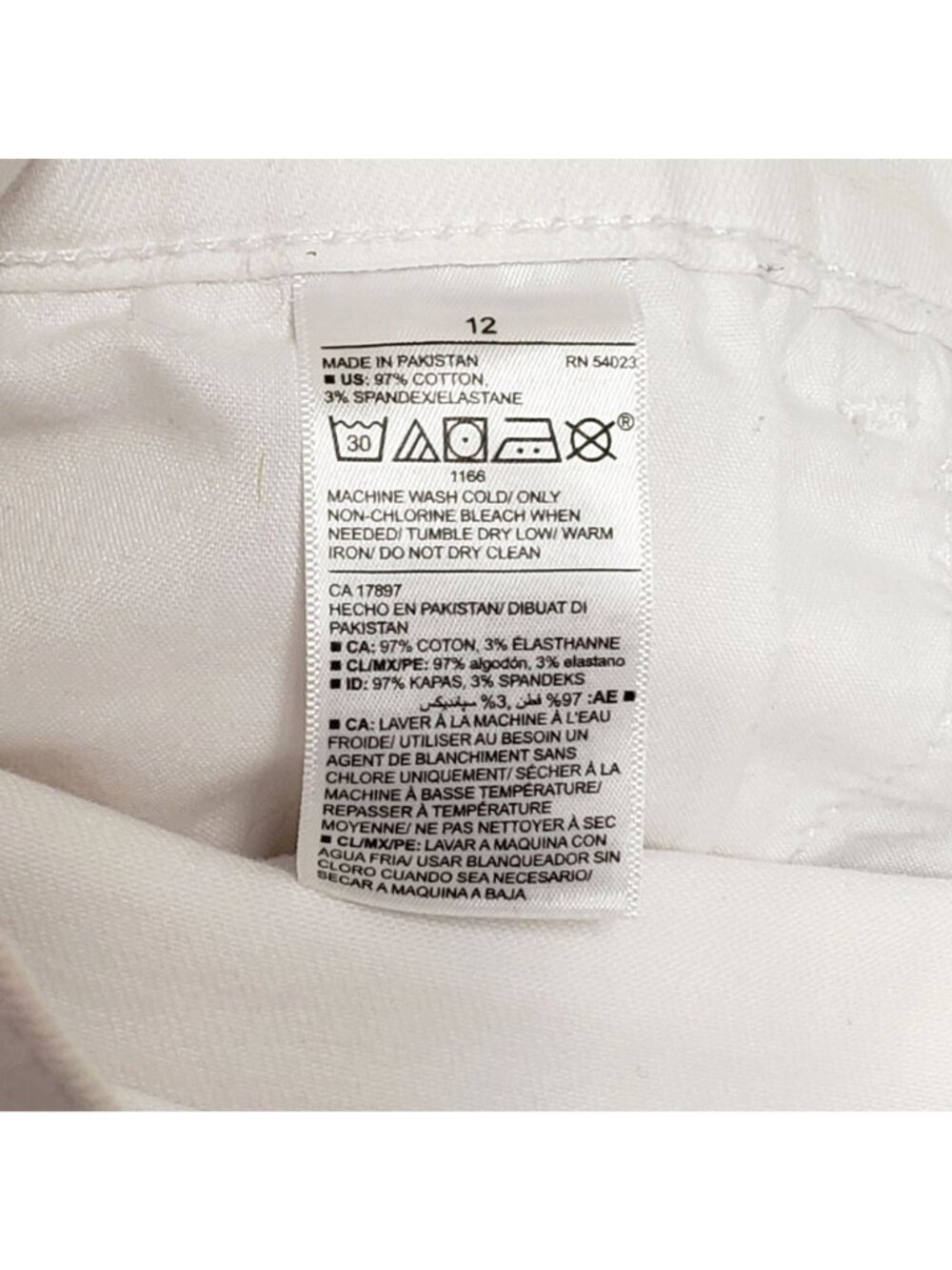 Old Navy Womens Boyfriend Shorts Button Fly 3" Inseam White Size 12 - Picture 5 of 9